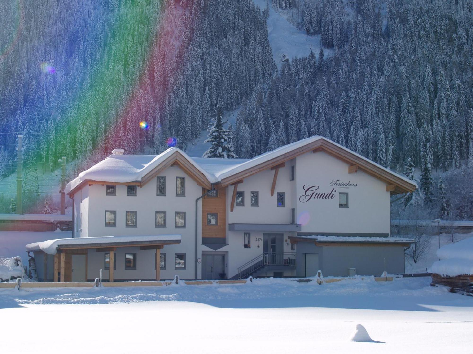 Ferienhaus Gundi ペットイ・アム・アールベルク エクステリア 写真