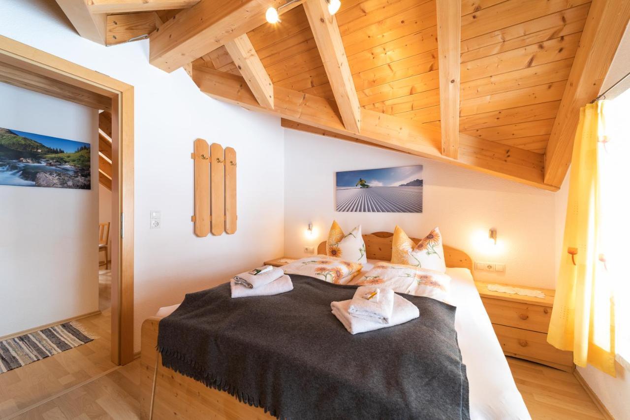 Ferienhaus Gundi ペットイ・アム・アールベルク エクステリア 写真